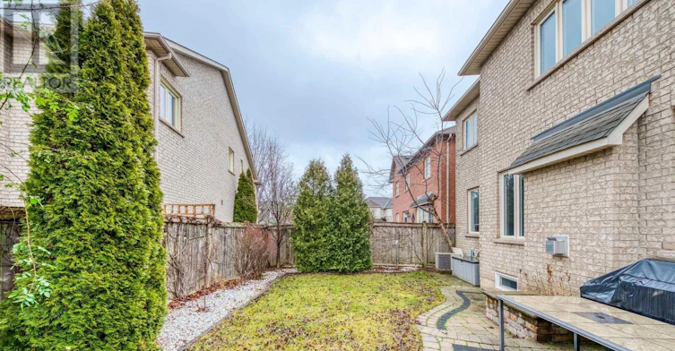 285 Great Lakes Boulevard, Oakville, ON, L6L 6V2 - 46