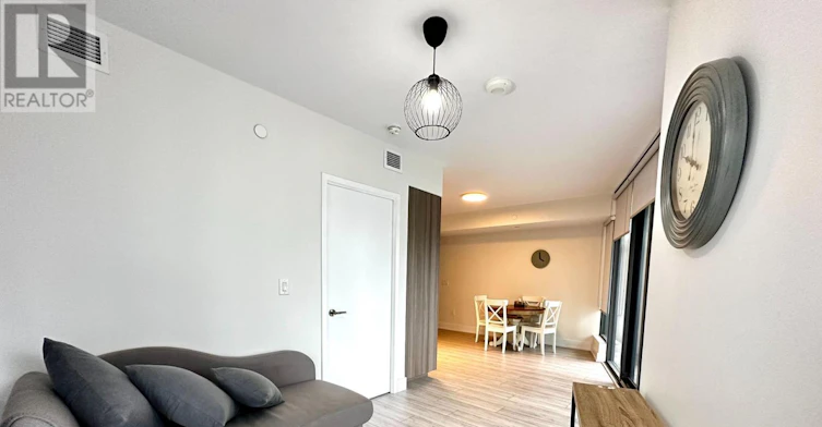 1111-11 Wellesley Street W, Toronto, ON, M4Y 0G4 - 11