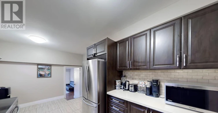 UPPER LEVEL-1139 Shadeland Drive, Mississauga, ON, L5C 1P2 - 8