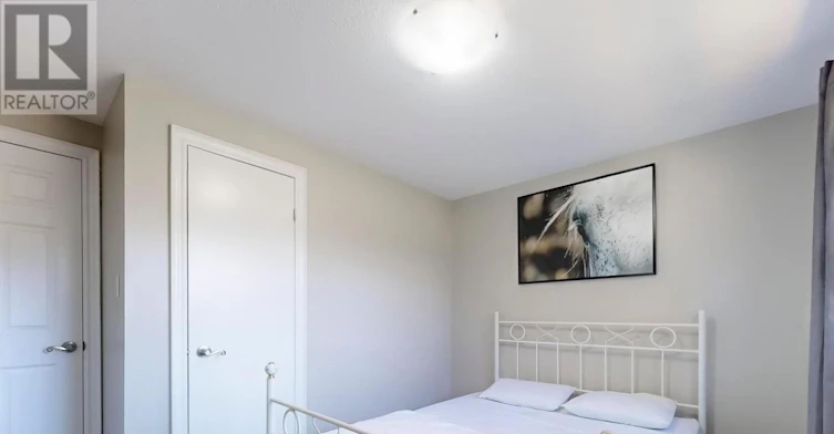 UPPER LEVEL-1139 Shadeland Drive, Mississauga, ON, L5C 1P2 - 16