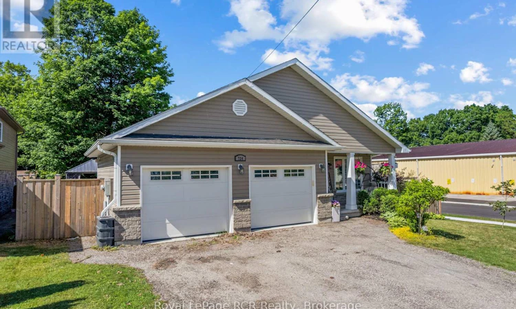 724 Elgin Street