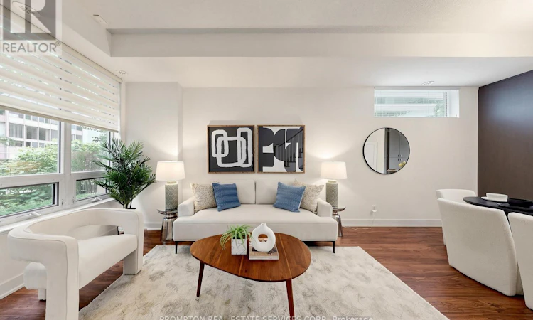 TH17-88 Sheppard Avenue E