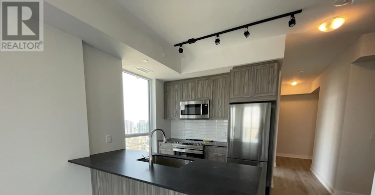 3411-430 Square One Drive, Mississauga, ON, L5B 0L6