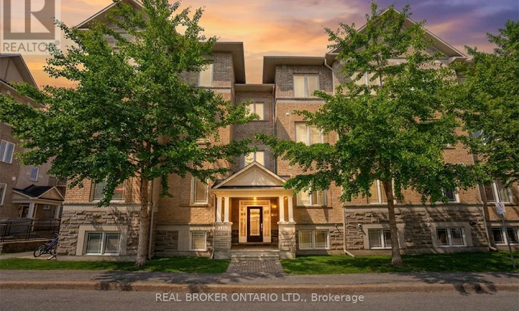 2-176 Paseo Private
