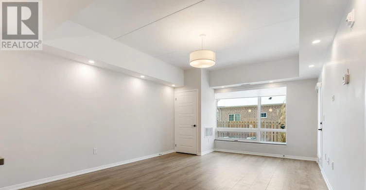 110-3998 Victoria Avenue, Lincoln, ON, L0R 2C0 - 9