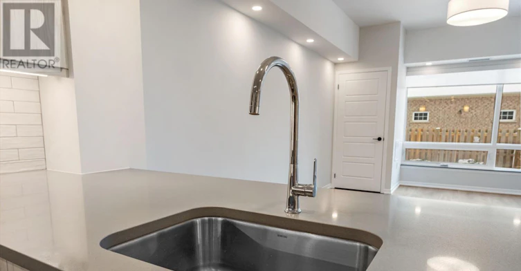 110-3998 Victoria Avenue, Lincoln, ON, L0R 2C0 - 8
