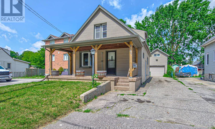 84 Franklin Street S