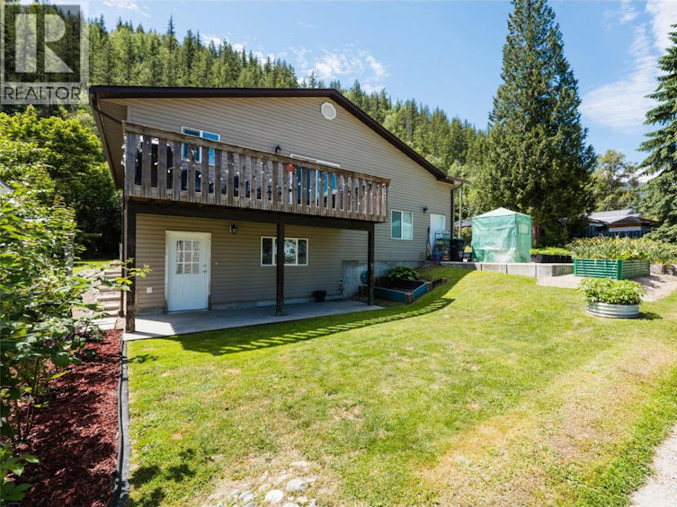 120 Kootenay Avenue, Castlegar, BC, V1N 4H4 - 47