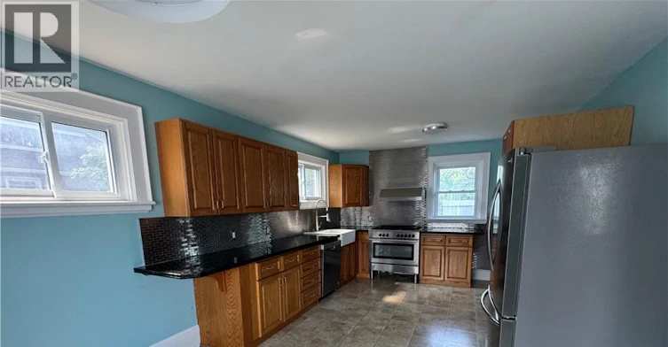 688 Colborne Street, Brantford, ON, N3S 3R1 - 4