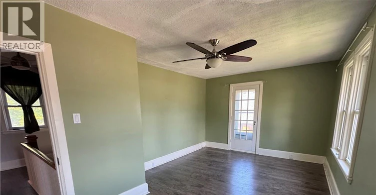 688 Colborne Street, Brantford, ON, N3S 3R1 - 9