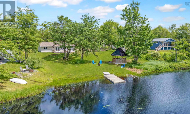 110 Long Lake Road
