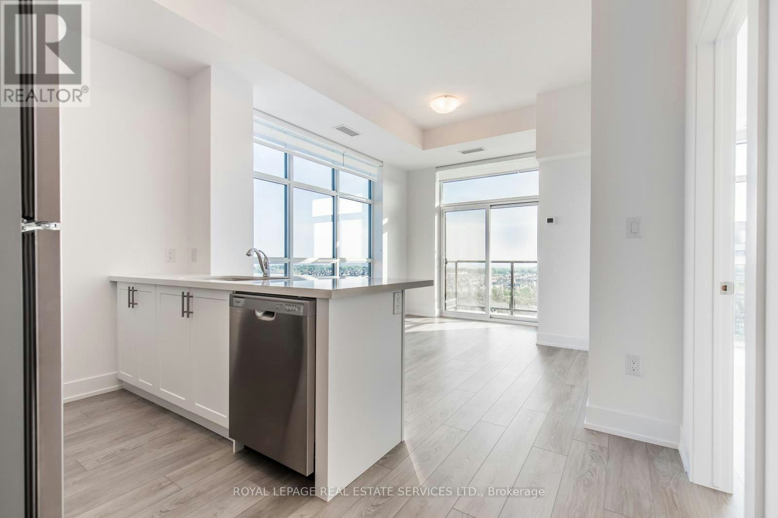 1211-470 Dundas Street E, Hamilton, ON, L8B 2A6 - 12