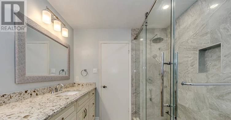 2251 Bennington Gate, Oakville, ON, L6J 5Z3 - 39