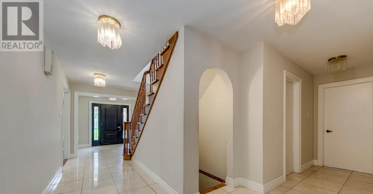 2251 Bennington Gate, Oakville, ON, L6J 5Z3 - 4