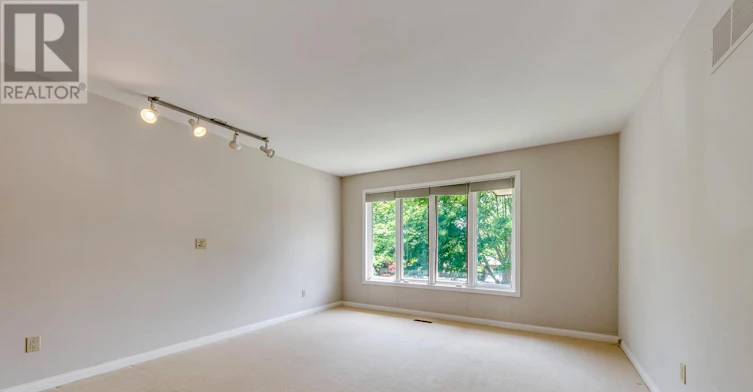2251 Bennington Gate, Oakville, ON, L6J 5Z3 - 36