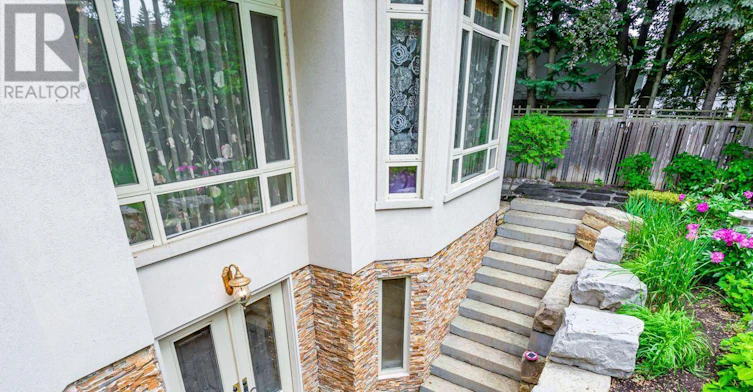 15 Royal Oak Drive, Toronto, ON, M3C 2M3 - 30