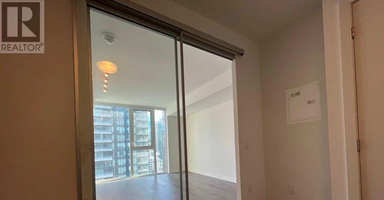 2804-357 King Street W, Toronto, ON, M5V 1K1 - 9