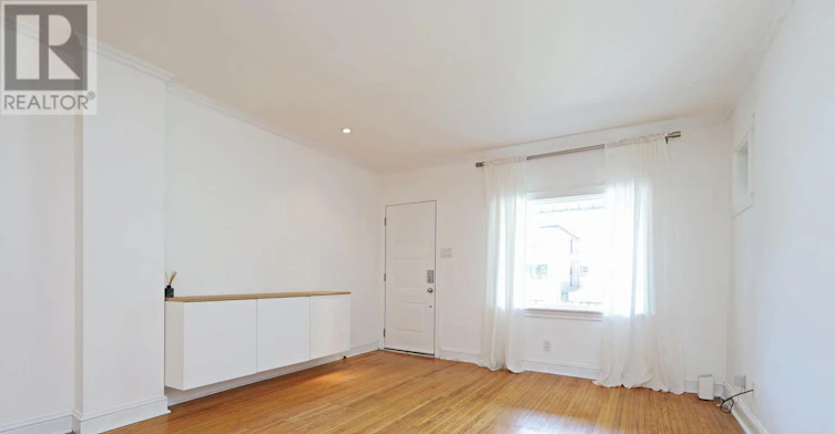 21 Curzon Street, Toronto, ON, M4M 3B3 - 6