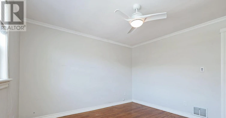 21 Curzon Street, Toronto, ON, M4M 3B3 - 20