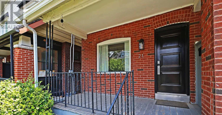 21 Curzon Street, Toronto, ON, M4M 3B3 - 3