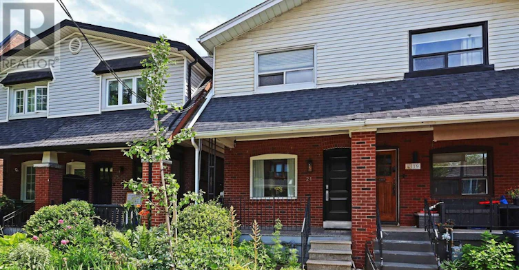 21 Curzon Street, Toronto, ON, M4M 3B3 - 2