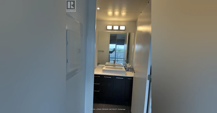 710-4800 7 Highway, Vaughan, ON, L4L 1H8 - 7