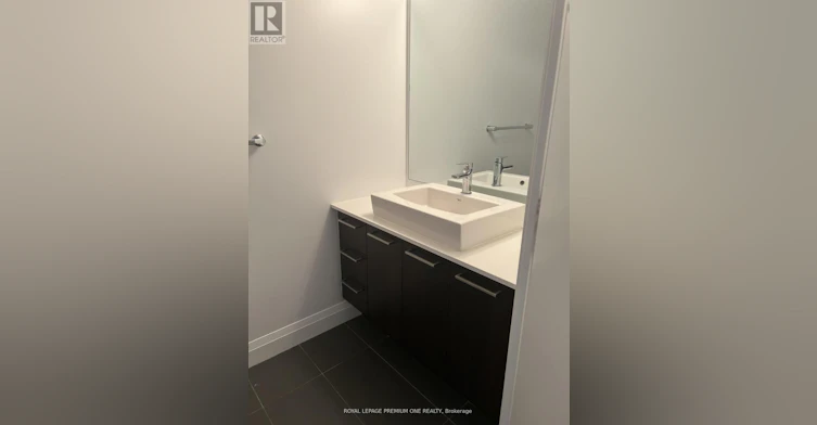 710-4800 7 Highway, Vaughan, ON, L4L 1H8 - 8