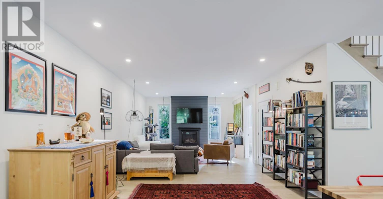 A-62 Columbus Avenue, Ottawa, ON, K1K 1R3 - 3