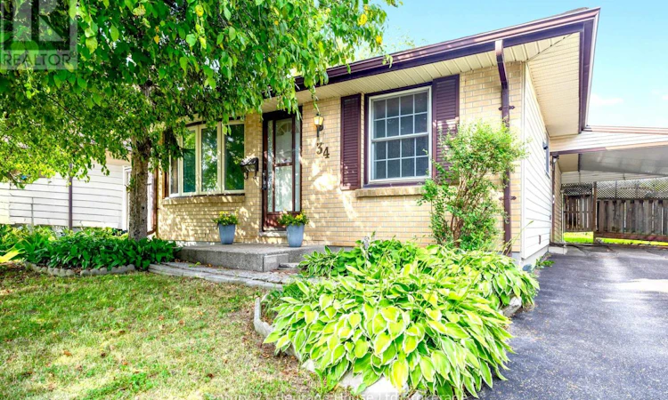34 Dudley Crescent