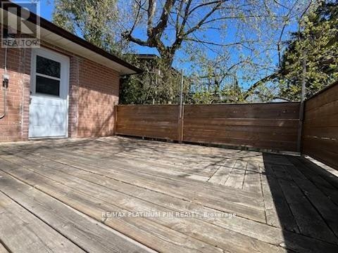 293 Ellerslie Avenue, Toronto, ON, M2R 1B6 - 11