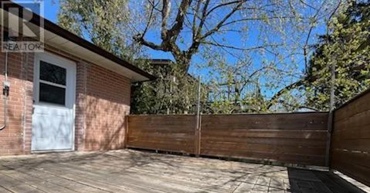 293 Ellerslie Avenue, Toronto, ON, M2R 1B6 - 11