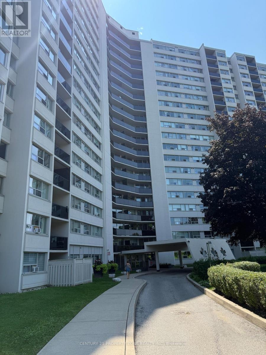 702-530 Lolita Gardens, Mississauga, ON, L5A 2A8