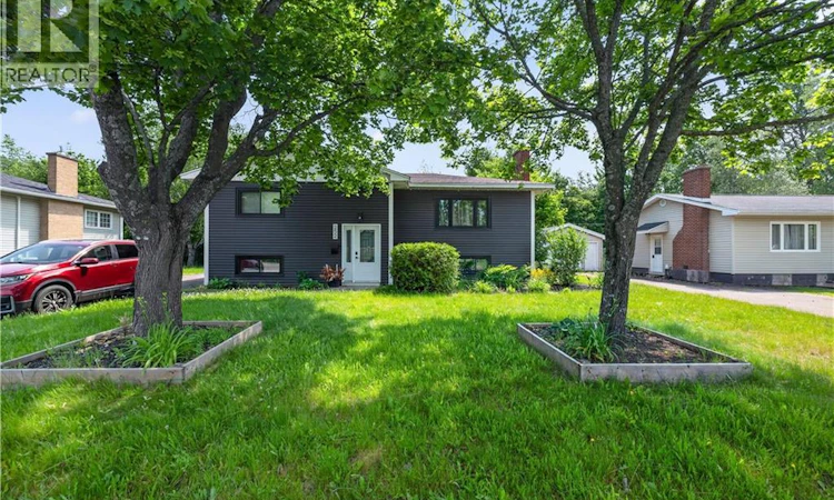 252 Buckingham Avenue