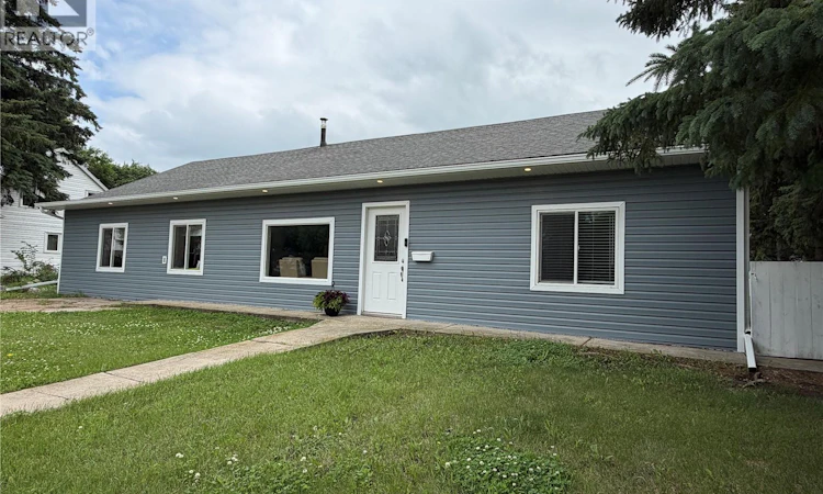 314 Main Street E