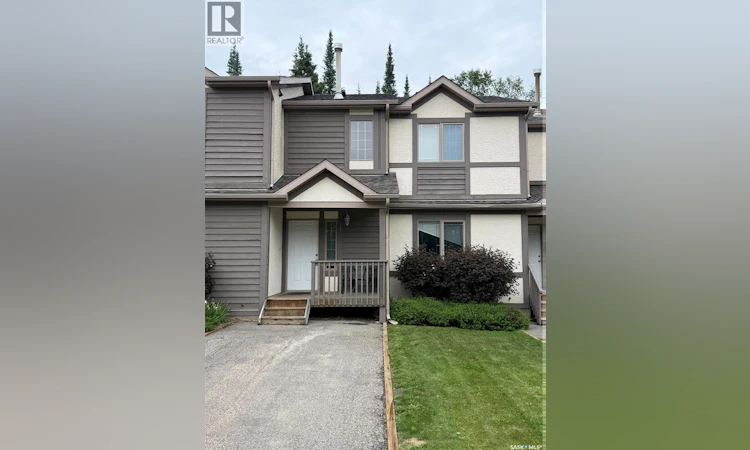 17 Fairway Drive