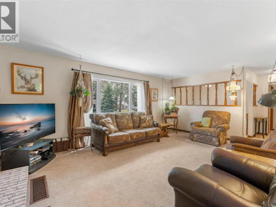 3430 Liard Court - 3