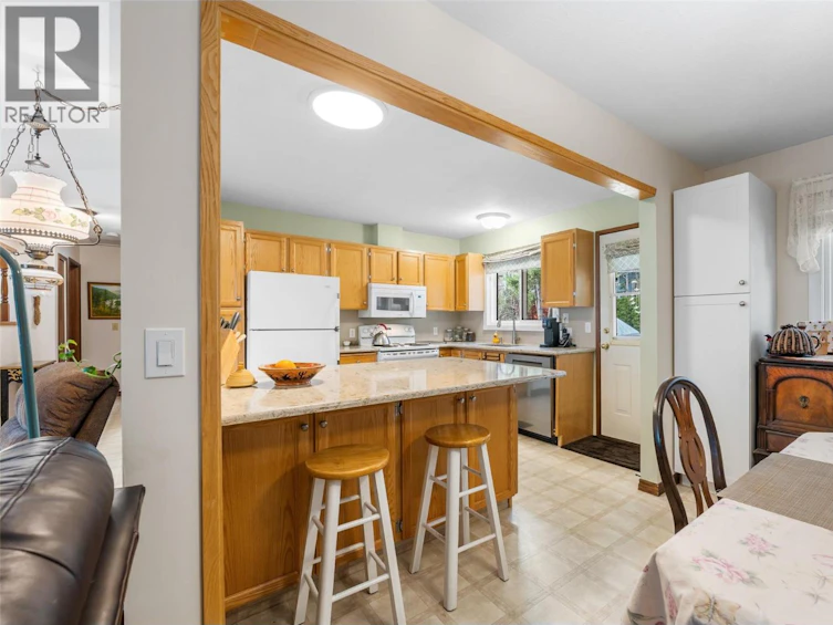 3430 Liard Court, West Kelowna, BC, V4T 1B6 - 12