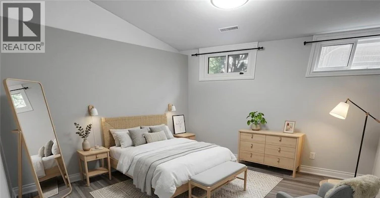 Lower-15 Westchester Place, Kitchener, ON, N2B 3M6 - 2