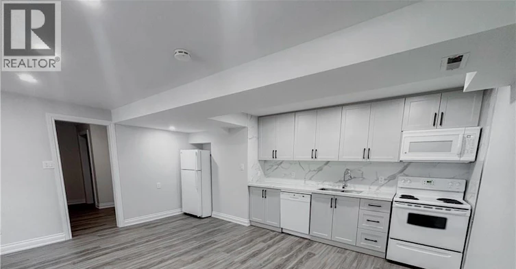 Lower-15 Westchester Place, Kitchener, ON, N2B 3M6 - 7