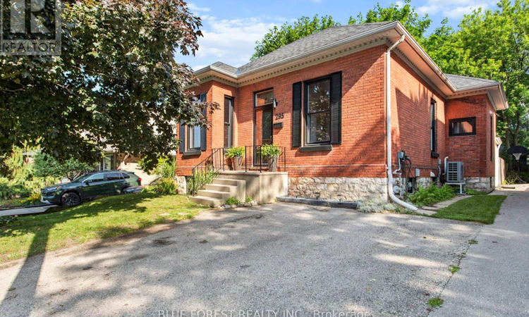 295 Buller Street