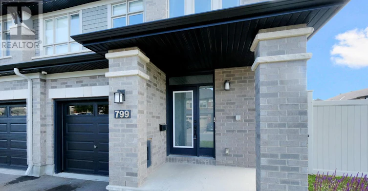 799 Cairn Crescent, Ottawa, ON, K1W 0P7 - 2