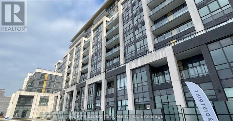 721-405 Dundas Street W, Oakville, ON, L6M 5P9 - 2