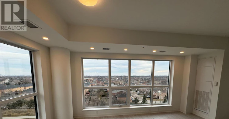 721-405 Dundas Street W, Oakville, ON, L6M 5P9 - 9