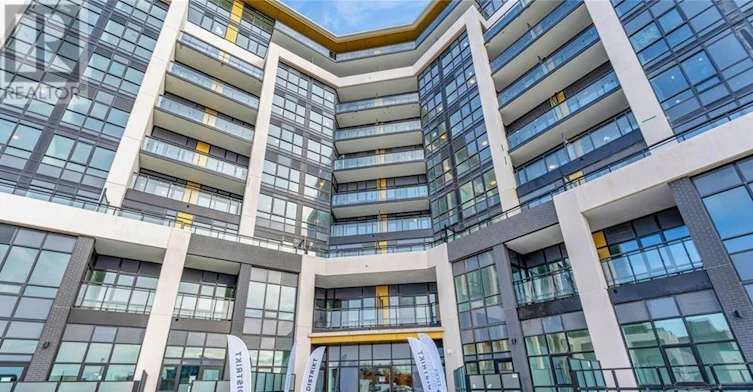 721-405 Dundas Street W, Oakville, ON, L6M 5P9