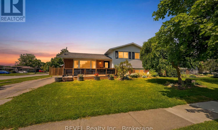 1 Idylwood Road
