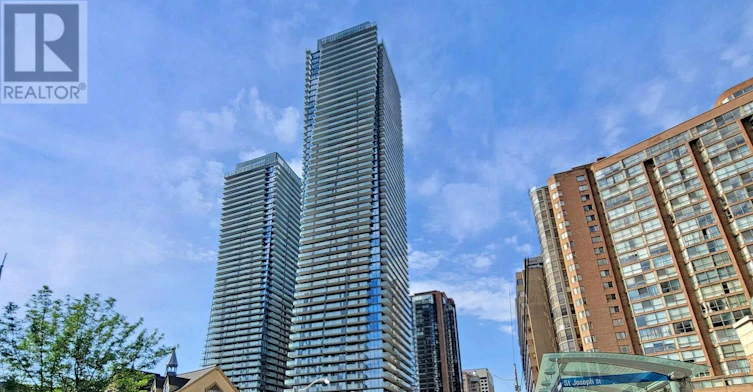 PH5-1080 Bay Street, Toronto, ON, M5S 0A5
