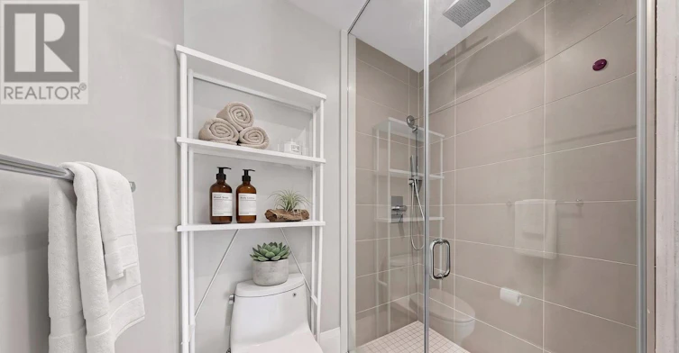 TH122-29 Queens Quay E, Toronto, ON, M5E 0A5 - 17