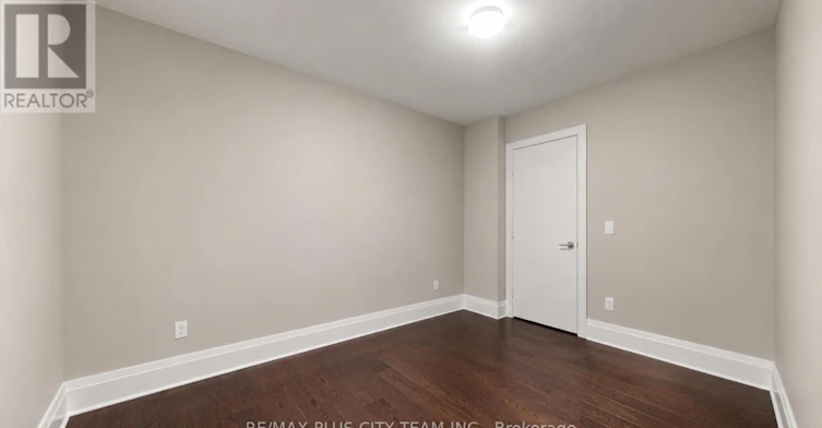 TH122-29 Queens Quay E, Toronto, ON, M5E 0A5 - 23
