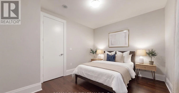 TH122-29 Queens Quay E, Toronto, ON, M5E 0A5 - 15