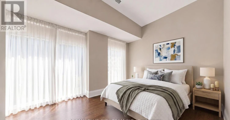 TH122-29 Queens Quay E, Toronto, ON, M5E 0A5 - 13